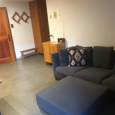 Apartman 17, Marico